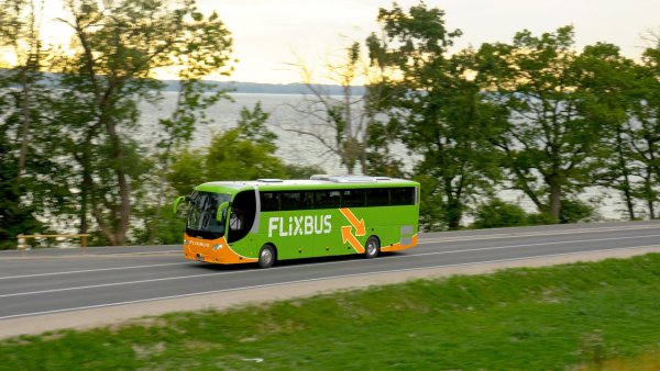 FlixBus elektryczny autobus dalekobieżnby w testach