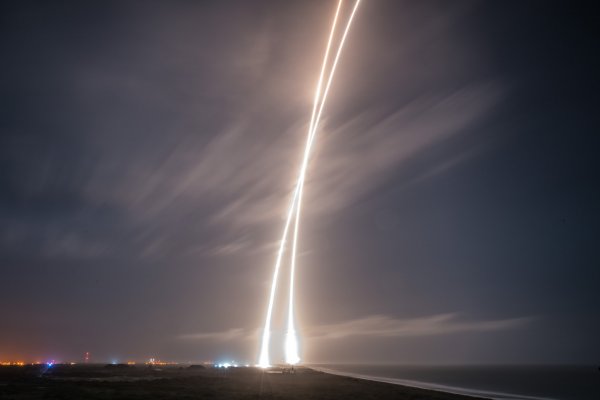Falcon 9 - lądowanie