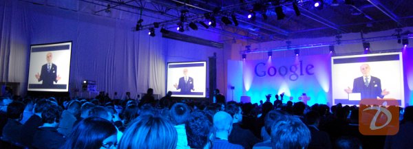 Google Day 2008 - Vint Cerf pozdrawia 