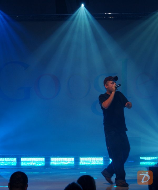 Google Day 2008, część rozyrwkowa - Jakub 