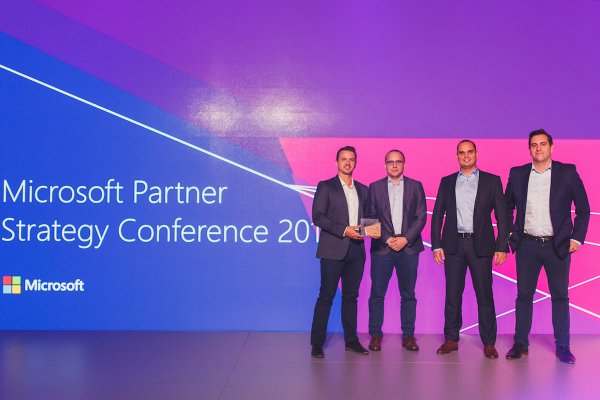 Senetic Partner Roku Microsoft 2017