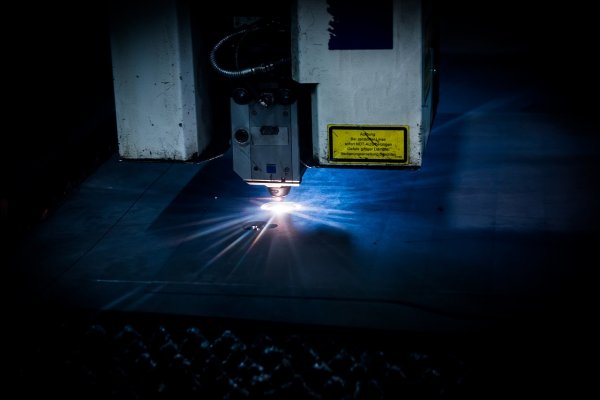 Cięcie laserem - skuteczna metoda obróbki materiałów