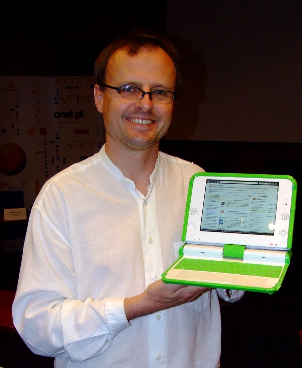 DI na XO OLPC prezentuje Hakon Wium Lie (Opera ASA), fot. Przemek Mugeński