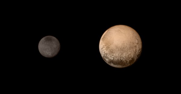 Pluton i Charon - zdjęcie NASA