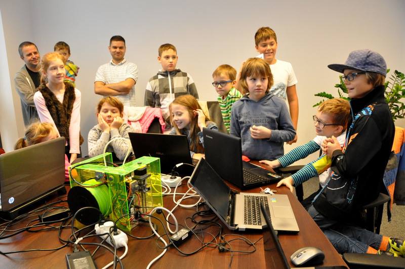 Pierwsze wydruki 3D na zajęciach CoderDojo w Białymstoku