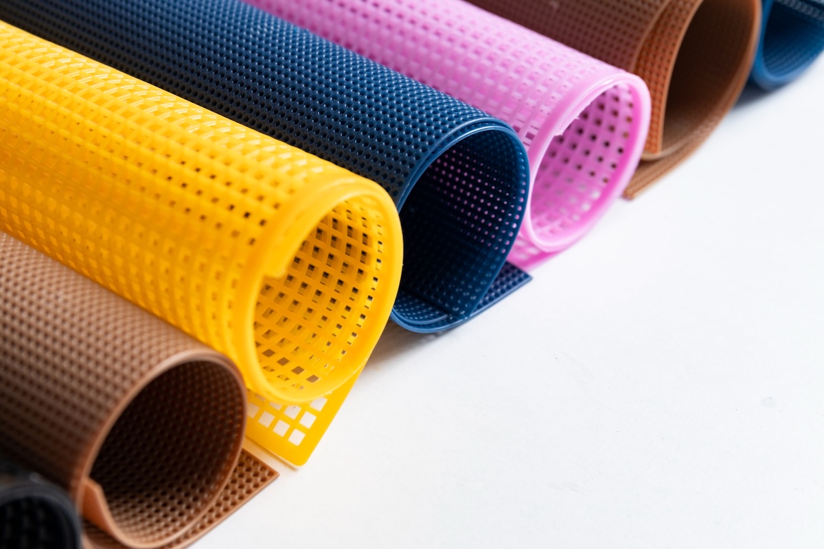 Praktyczny przewodnik po wyrobach gumowych: rodzaje, zastosowania i jak wybrać odpowiedni produkt