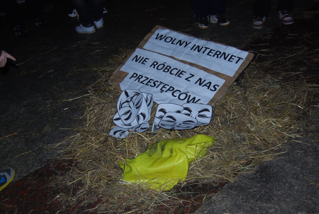 Protest przeciwko ACTA w Płocku