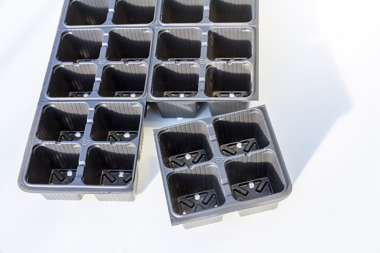 Czym są rozpraszające opakowania antystatyczne?