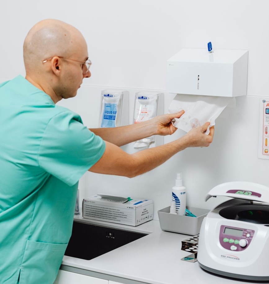 AI w diagnostyce gastroenterologicznej. Jak sztuczna inteligencja zmienia kolonoskopię i ile to znaczy dla pacjenta