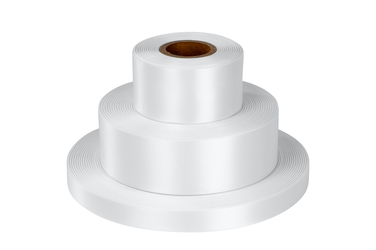 Trzy rękawy foliowe LDPE w różnych rozmiarach ułożone jeden na drugim