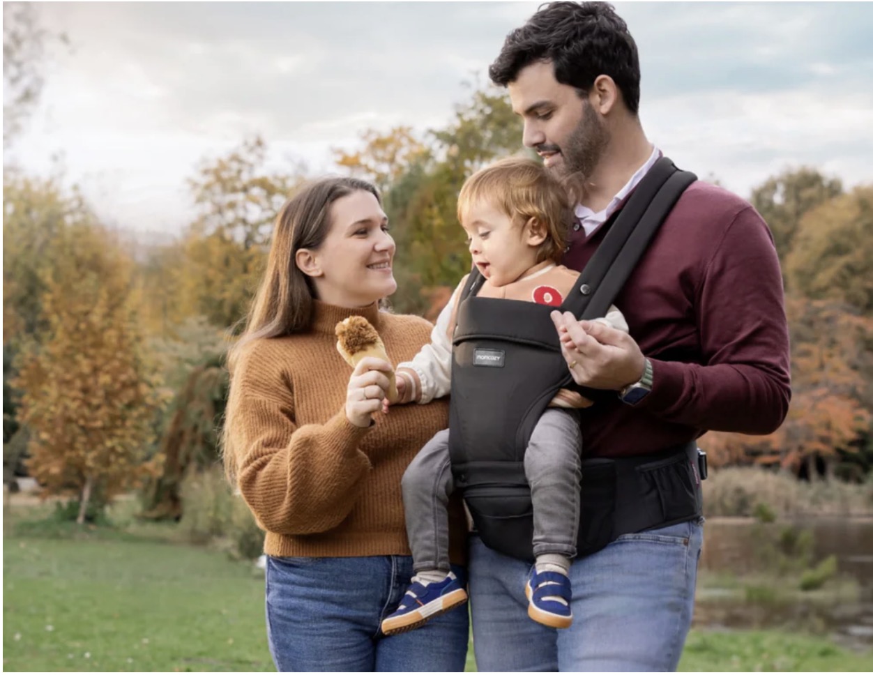 Nauka bliskości: podniesienie poziomu czwartego trymestru dzięki ergonomicznemu noszeniu