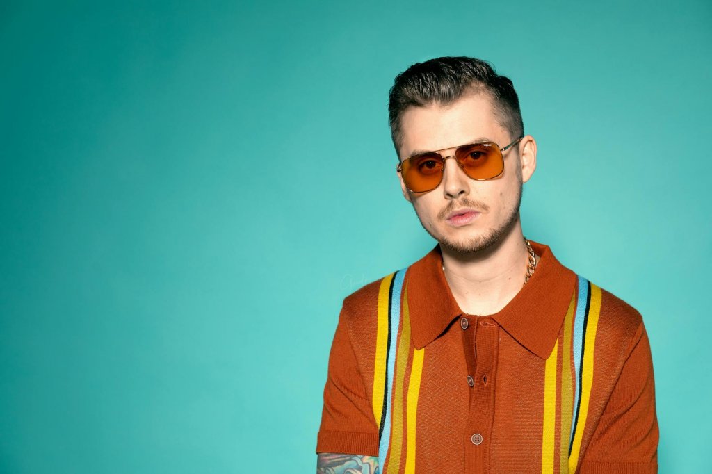 Koszulki i bluzy z własnym nadrukiem - niesztampowa reklama, która działa