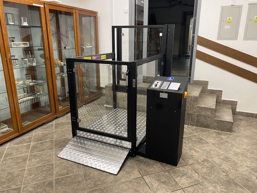 Platforma dla niepełnosprawnych graviX