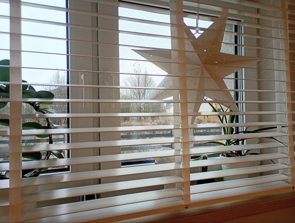 żaluzje BLISTER - na wymiar