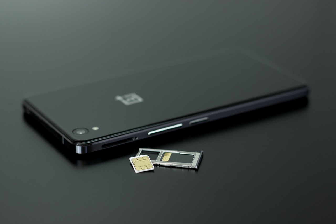Jak zapobiec sklonowaniu karty SIM lub je rozpoznać?