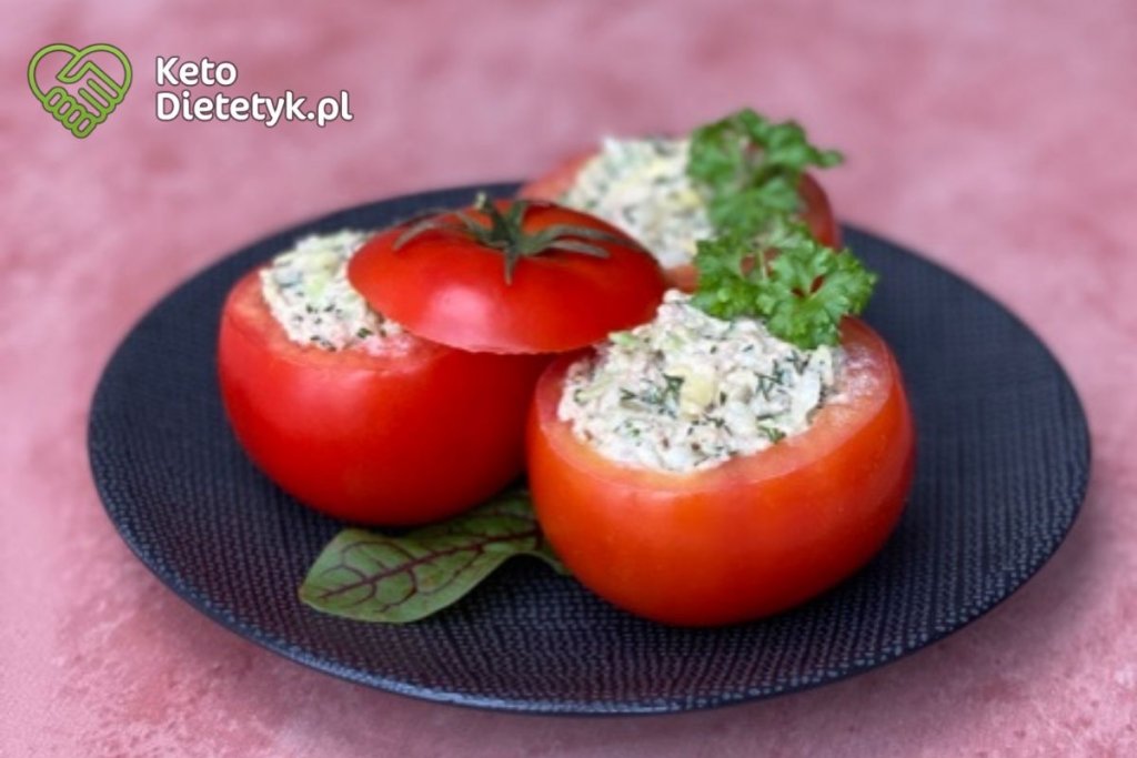 pomidor nadziewany tuńczykiem keto dieta