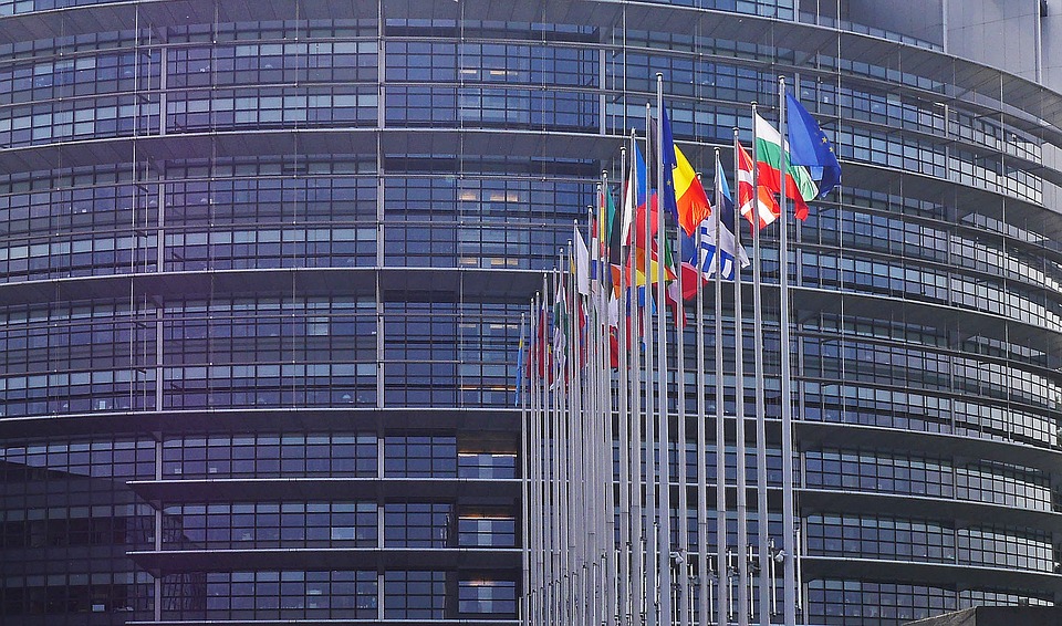 UE flagi dotacjenainnowacje.taxand.pl