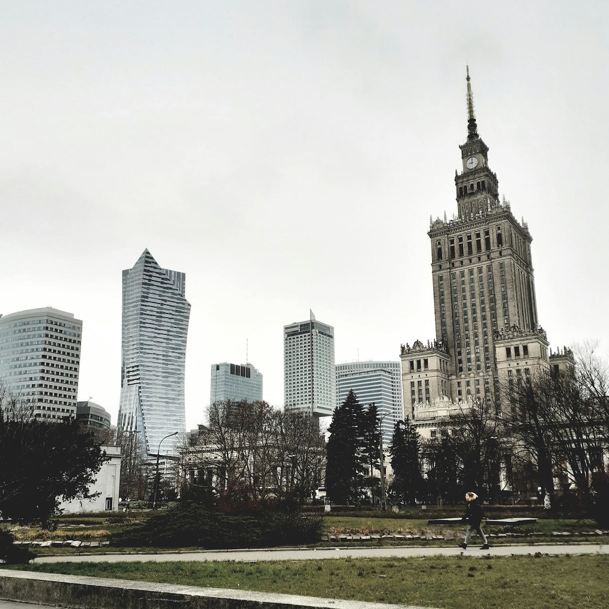 Warszawa - stolica psychoterapii. Jakie wyzwania dla psychiki stawia duże miasto?